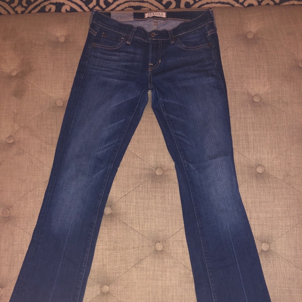 Textile Elizabeth and James Jeans